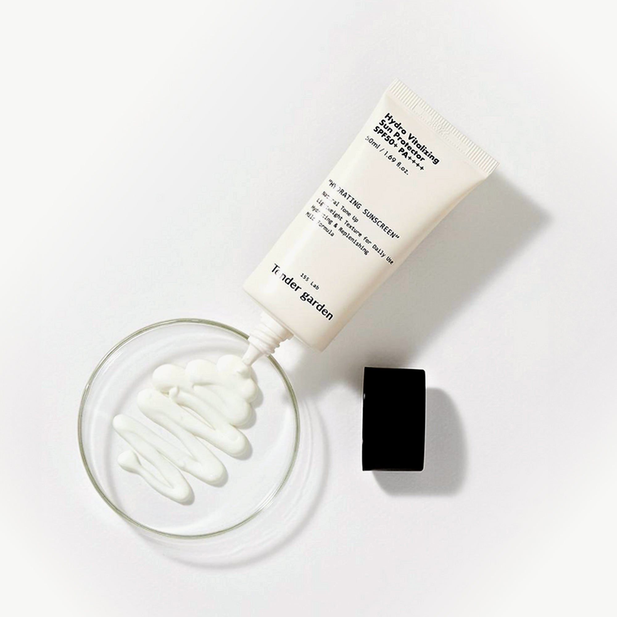 Tender Garden Hydro Vitalizing Sun Protector SPF 50+ - Filler Lux