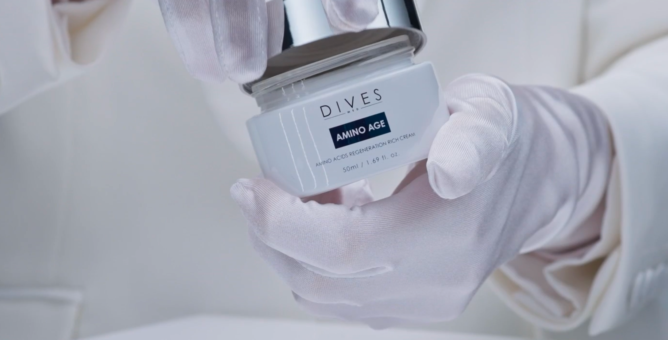 Load video: Amino Age Rich Cream