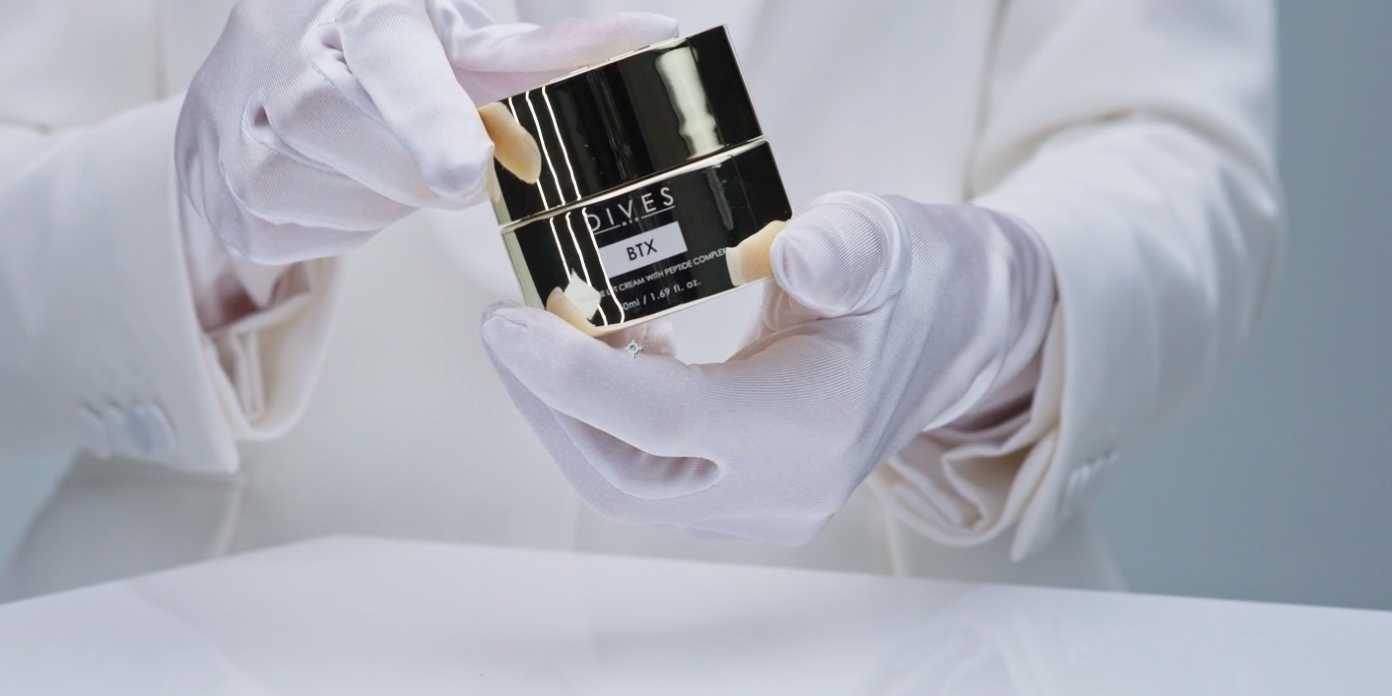 Load video: BTX Rich Cream