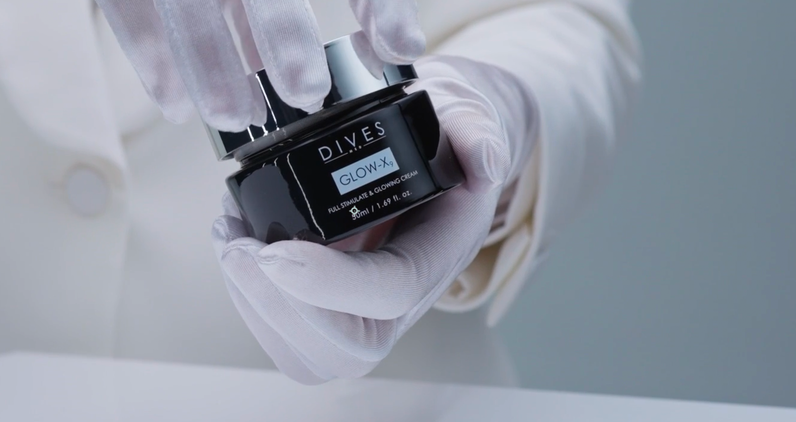 Load video: Glow-X9 Cream