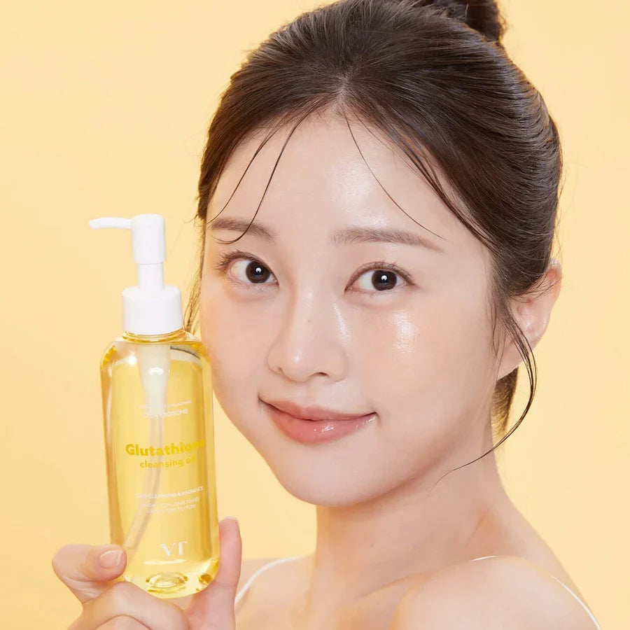 VT Glutathione Glow Cleansing Oil