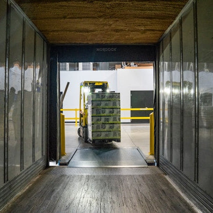 <strong>Logistics</strong>
